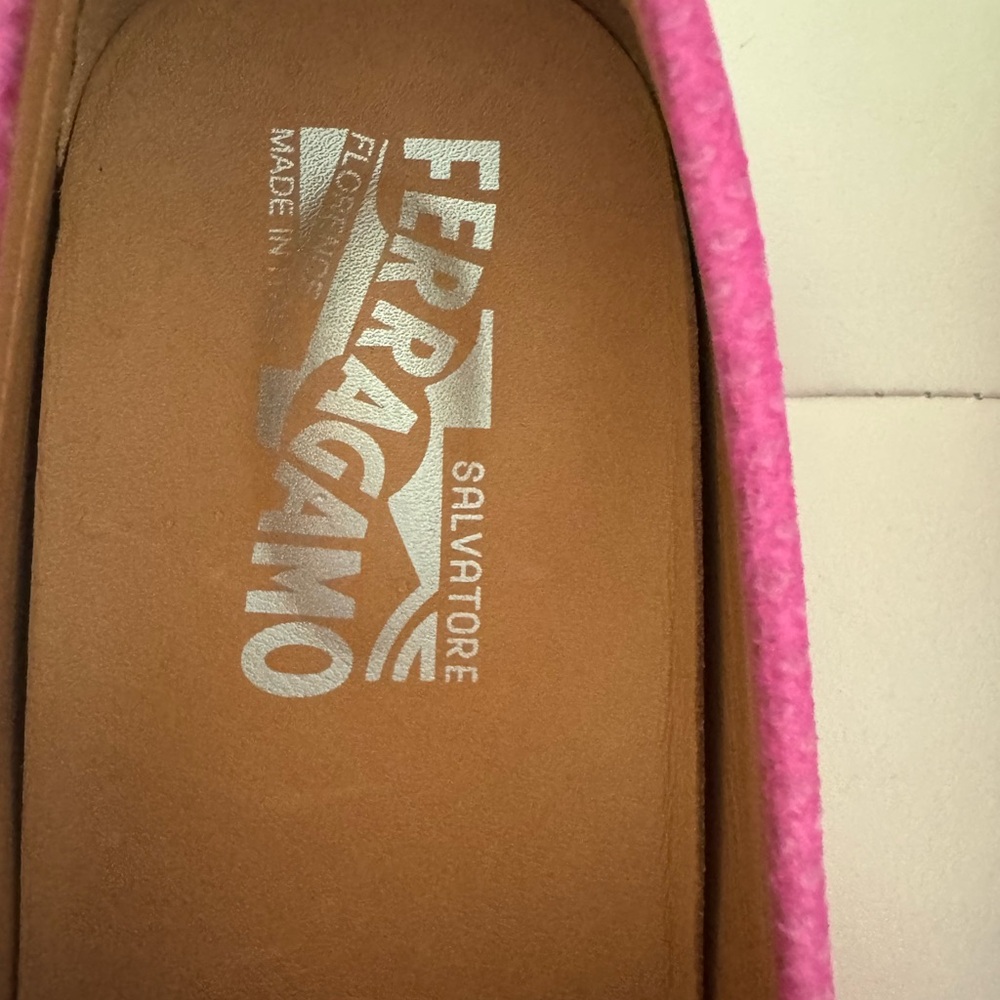 Salvatore Ferragamo Fuchsia Loafers with Silver Accents. Made in Italy. Leather. - Picture 5 of 8